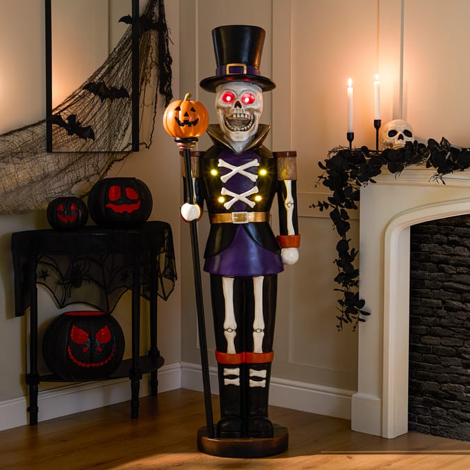 Hallow Scream 1.6m Skeleton Nutcracker