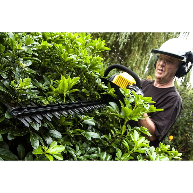 Stanley 2 Stroke Petrol Hedge Trimmer 26cc SHT-26-55