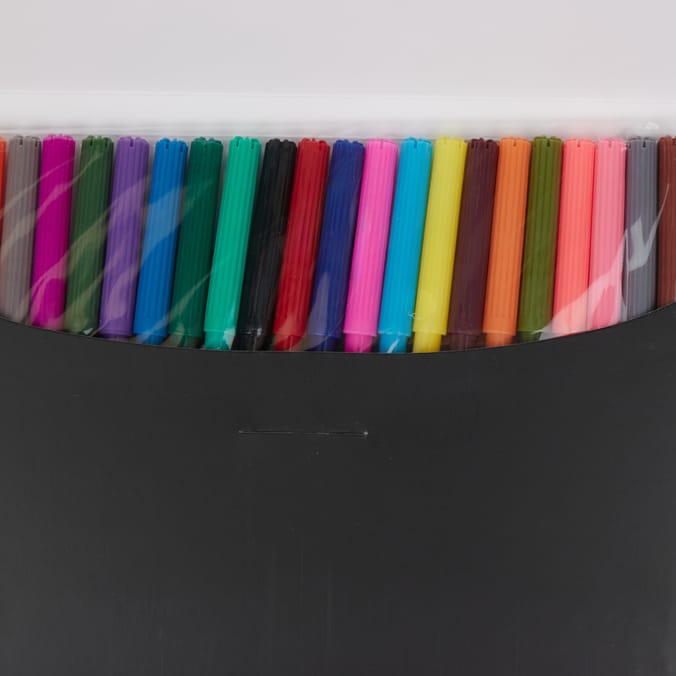 Marvel Avengers Colouring Pad & 24 Felt Pens