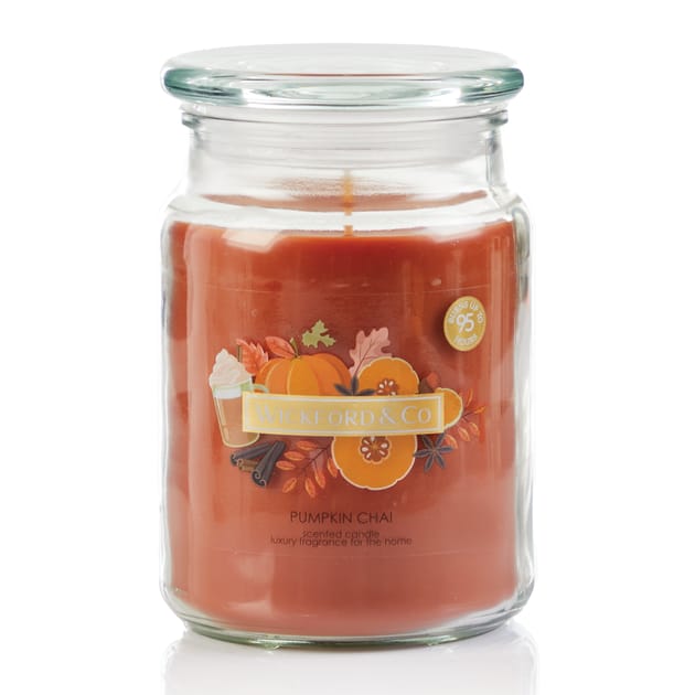 Wickford & Co Scented Candle 18oz - Warm Apple & Cinnamon main image 1