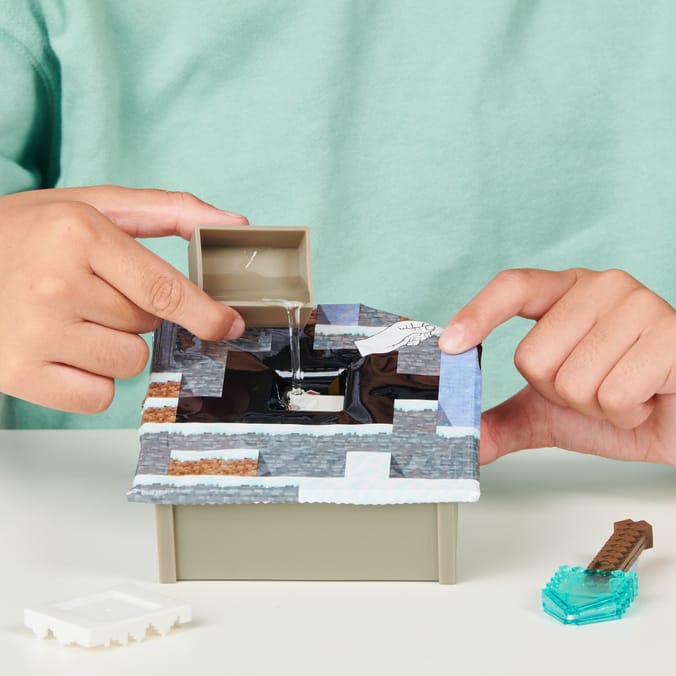 Treasure X Minecraft Caves & Cliffs Cave Adventure Pack