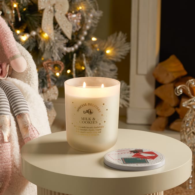 Christmas Scented Candle Jar 620g - Milk & Cookies