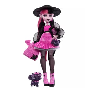 Monster High Doll with Pet & Accessories - Draculaura