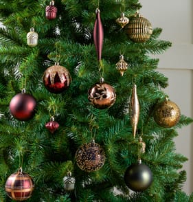Festive Feeling Alpine Woods Christmas Bauble Mix Set 64 Pack - Red