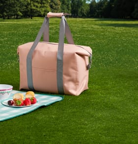 The Outdoor Living Collection Large 20L Cooler Bag - Pink