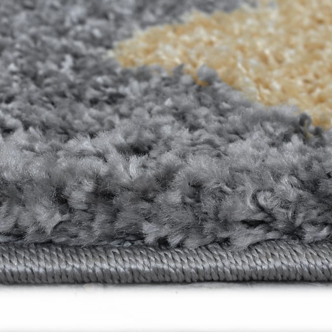 Essentials Chevron Shaggy Rug - Grey