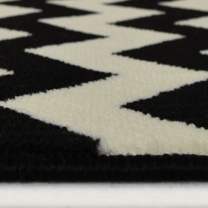 Essentials Maestro Zig-Zag Runner - Mono 55 x 185cm