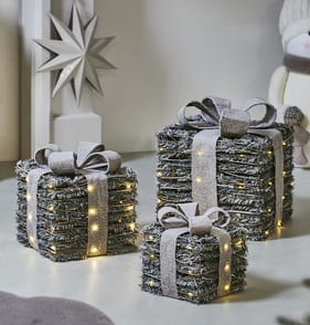 Nordic Spirit Light Up Snowy Rattan Gift Boxes