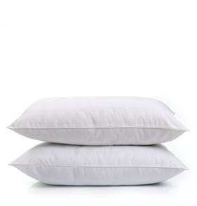 The Threadery Pillow Pair Luxury Jacquard Pillows