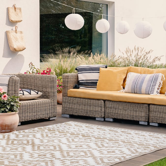 The Outdoor Living Collection Garden Rugs 150 x 240cm - Beige Aztec