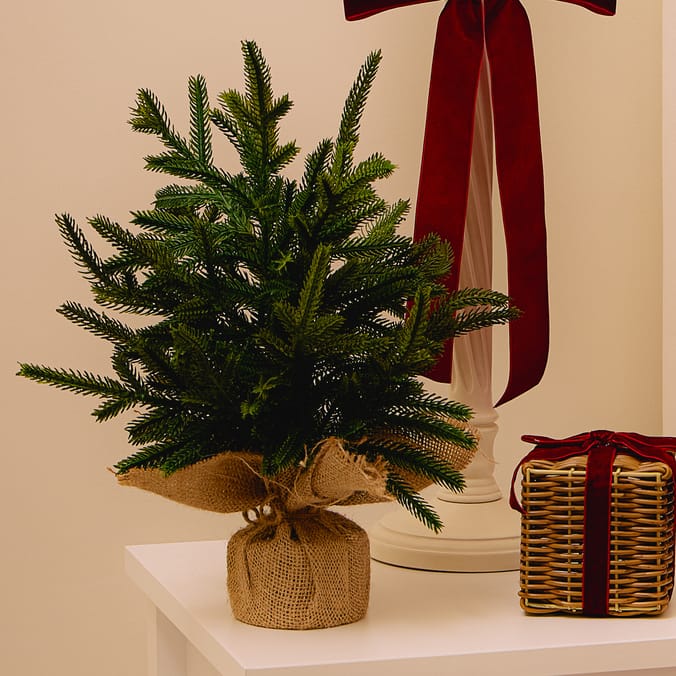 Festive Feeling Pine Table Tree