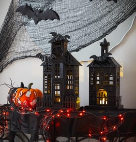 Hallow Scream Light Up Haunted House Decoration