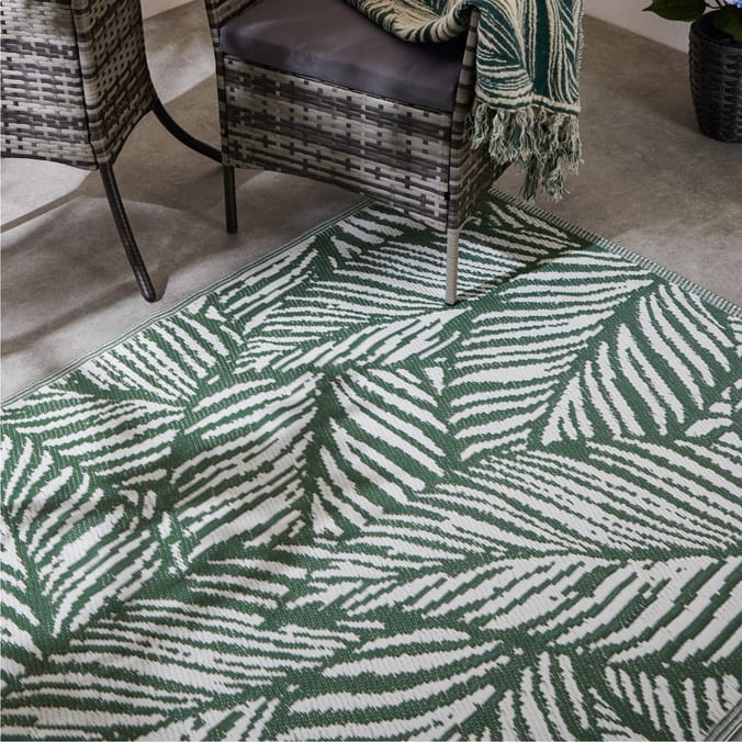 The Outdoor Living Collection Garden Rug 120 x 180cm - Green Leaf