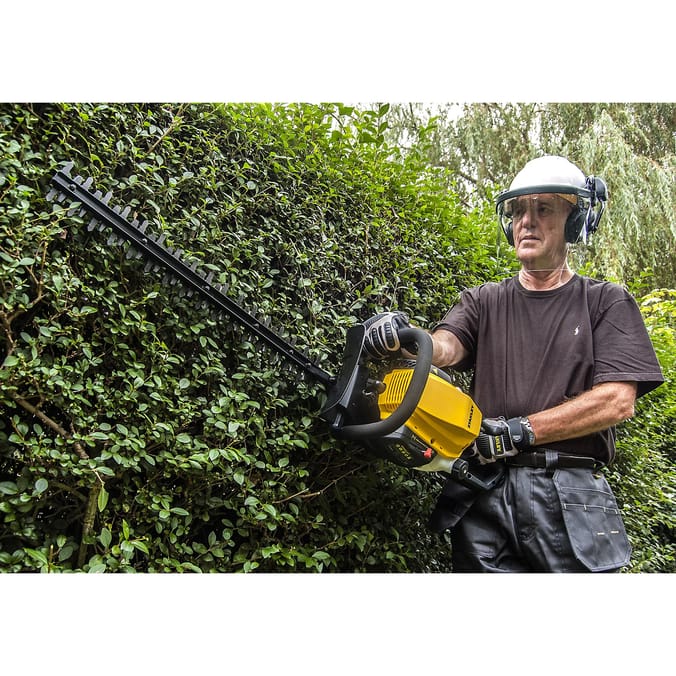 Stanley 2 Stroke Petrol Hedge Trimmer 26cc SHT-26-55
