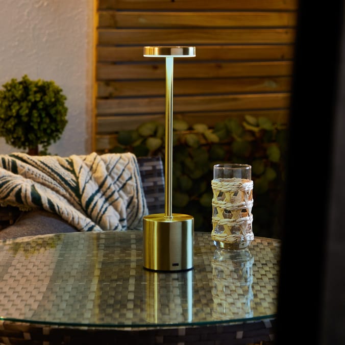 Prestige USB Rechargeable Easy Tough Table Lamp