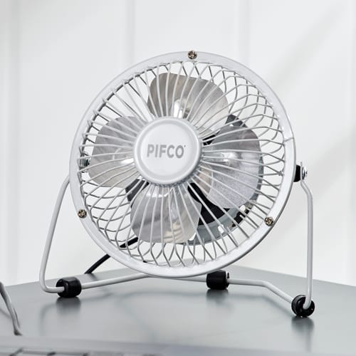 Pifco 4" USB Mini Desk Fan - White | Home Bargains