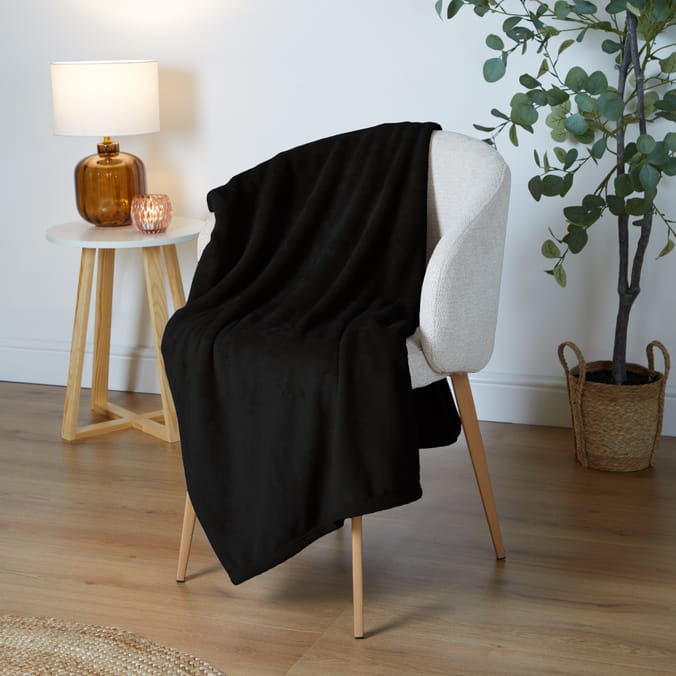 Home Collections Ultra Soft Throw - Black