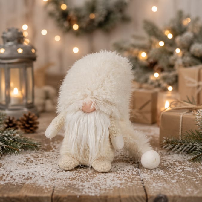 Festive Feeling Sitting Gonk Decoration