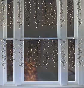 Prestige Mains Operated 425 LED Cluster Curtain Lights - Warm White