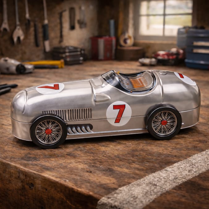 Vintage Car Filled Tin 90g