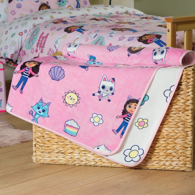 Gabby's Dollhouse Reversible Fleece Throw  