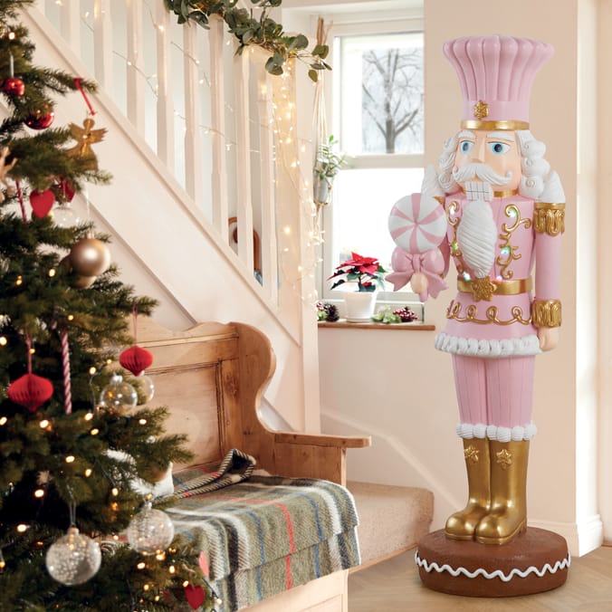 Festive Feeling 1.6m Light-Up Giant Nutcracker