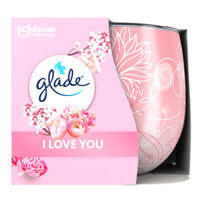 Glade Scented Candle Sleeved 120g "I Love You"