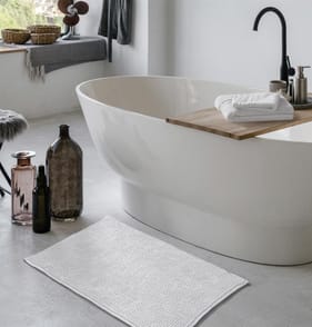 Super Soft White Bath Mat