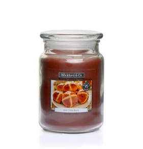 Wickford & Co Scented Candle 18oz Hot Cross Buns