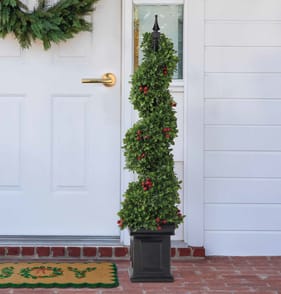 Festive Feeling Premium Spiral Potted Tree 4ft