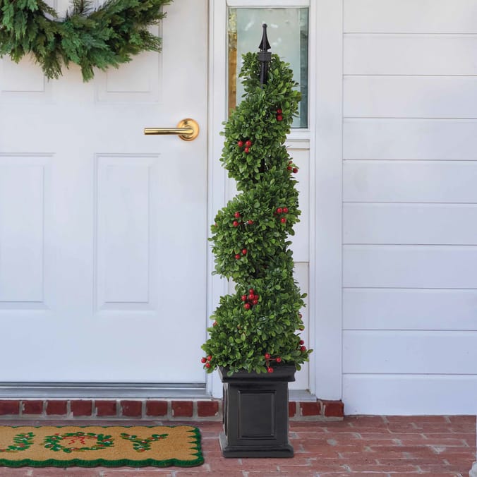 Festive Feeling Premium Spiral Potted Tree 4ft