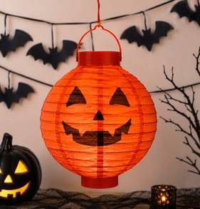 Hallow Scream Light-Up Lantern