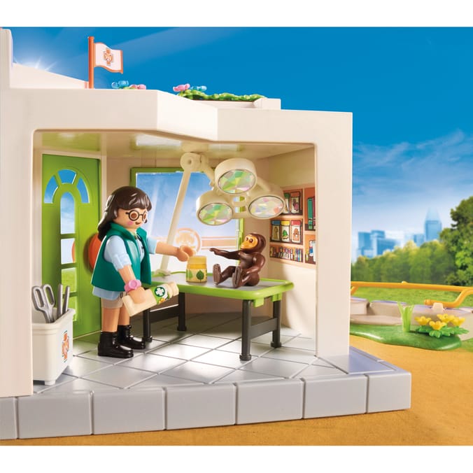 Playmobil Family Fun Zoo Veterinary Practice 70900