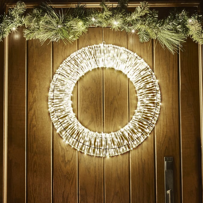 Prestige LED Wreath