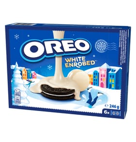 Oreo Snowy Enrobed White Chocolate Coated Biscuits 6 pack 246g x2
