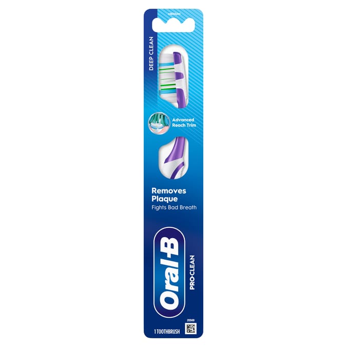 Oral-B Pro-Clean Manual Toothbrush, Removes Plaque & Fights Bad Breath - Medium