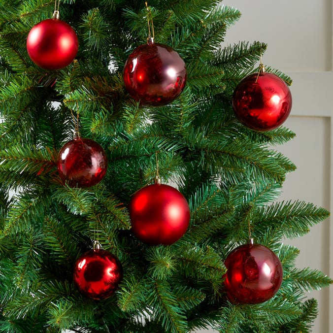 Festive Feeling Mixed Size Christmas Baubles 25 Pack