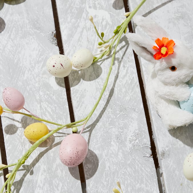 Hoppy Easter 1.5 Easter Garland - Egg