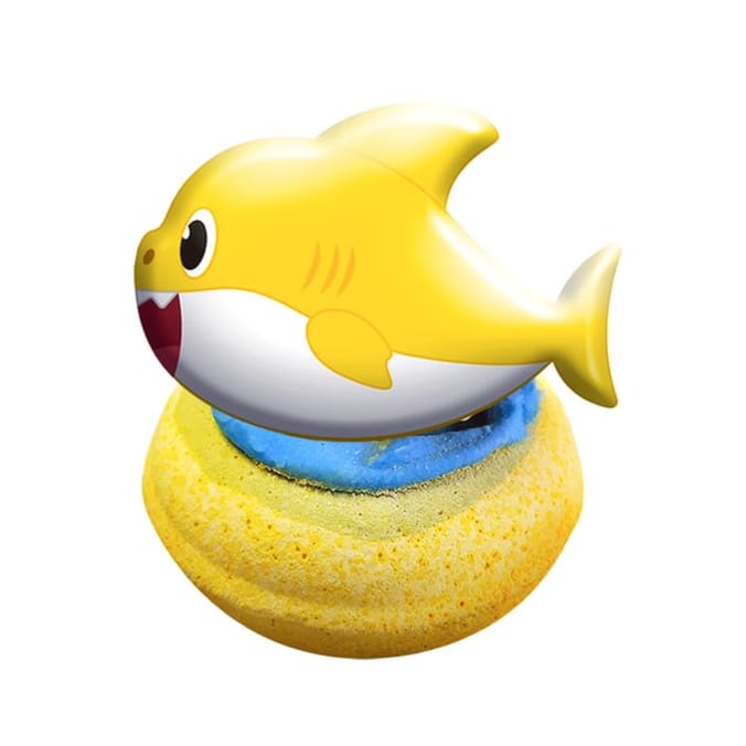 Baby Shark Water Squirter Gift Set