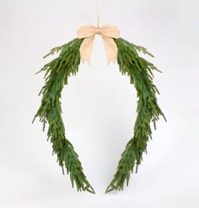 Festive Feeling Swag Christmas Garland With Hessian Bow