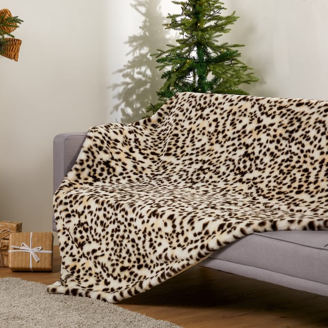 The Winter Warmer Collection Cheetah Print Faux Throw 