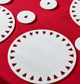 Festive Feeling Christmas Felt Place Mat 4 Pack - White