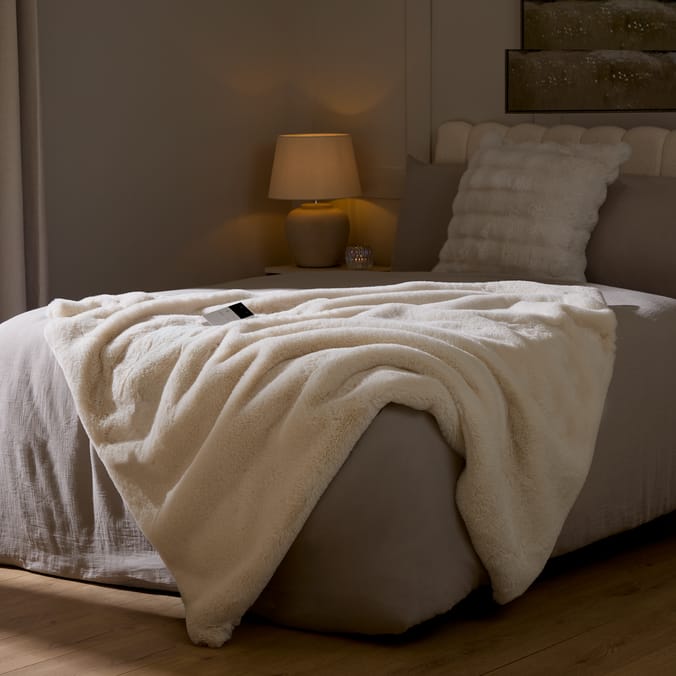 The Winter Warmer Collection Heated Throw Luxury Faux Fur   