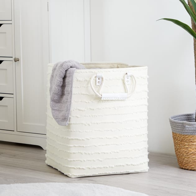Home Collections Tufted Laundry Basket | Home Bargains