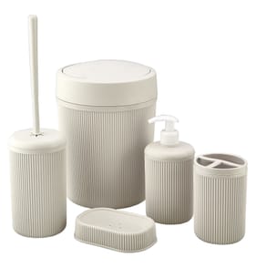 Everyday Essentials 5 Piece Bathroom Set - Cream