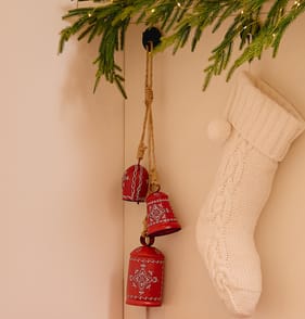 Winter Charm 3 Pieces Hanging Bell Set