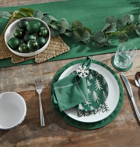 Nordic Spirit Embriodered Napkin - Green