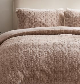 The Winter Warmer Collection Cable Knit Ginnie Duvet Set - King