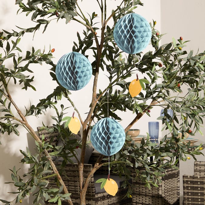 Summer Honeycomb Decoration