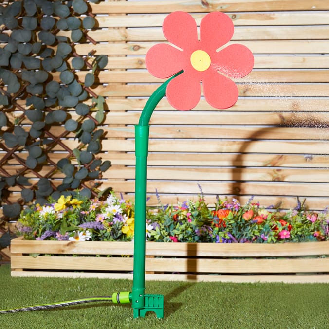 My Pets Summer Spinning Flower Sprinkler